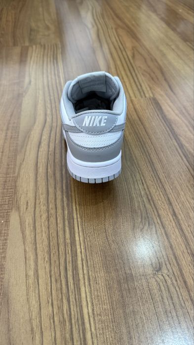 Nike dunk cinza 38.5