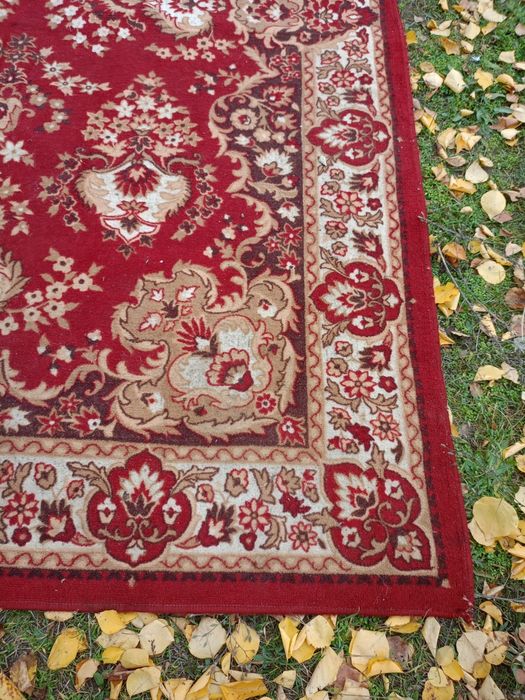 Ковёр почти новый и б/у