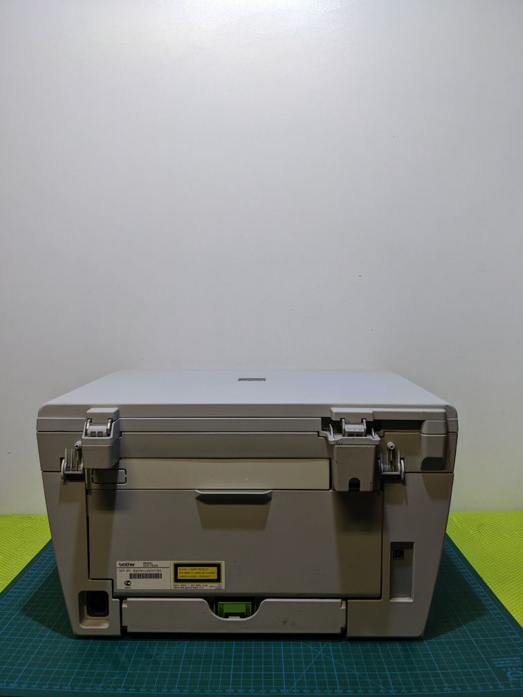 Лазерное МФУ Brother DCP-7030R (4)