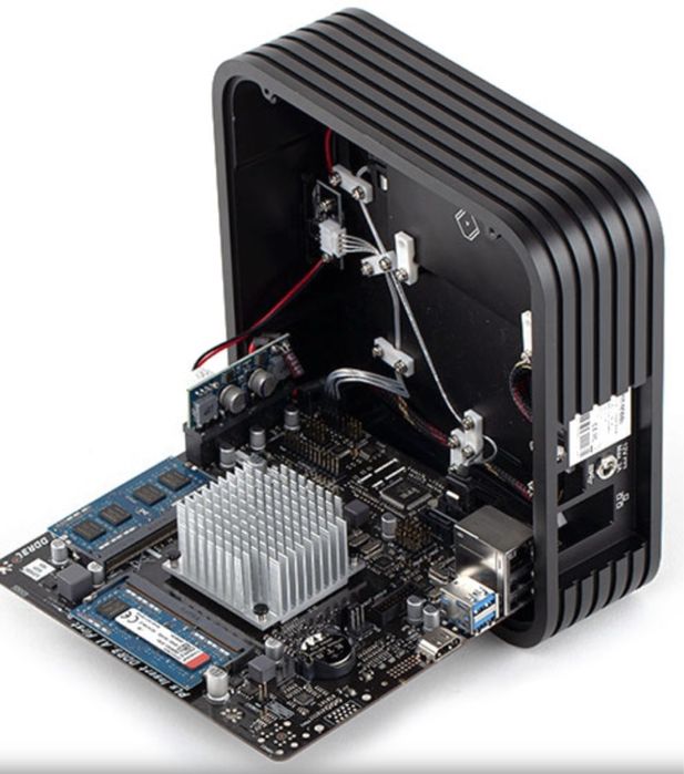 Silent Angel Rhein Z1 V.2.0 Server and Streamer (16 GB)64550230780802123