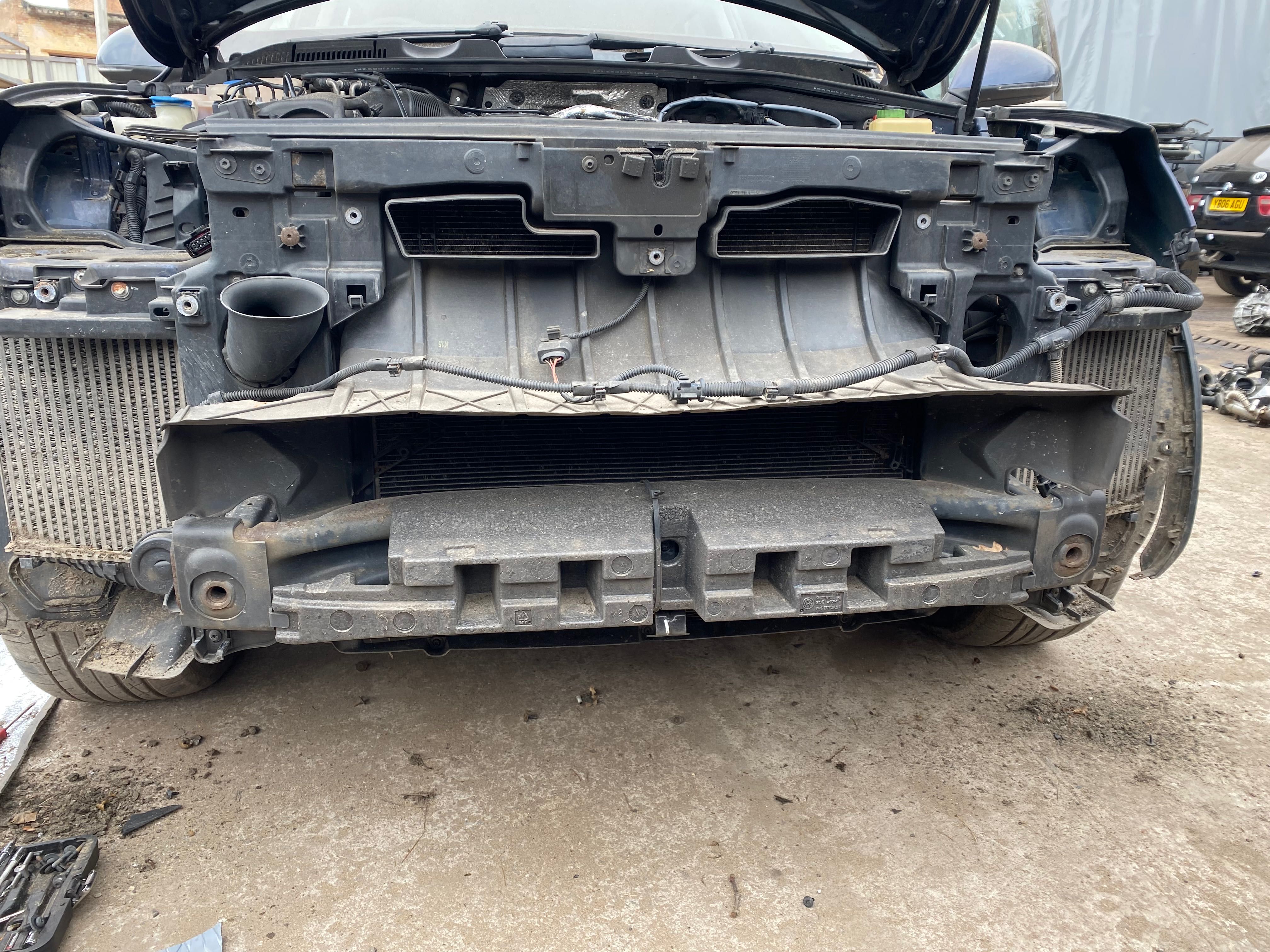 Патрубки надуву Туарег Touareg, Каєн Cayenne охолодження, інтеркулєра