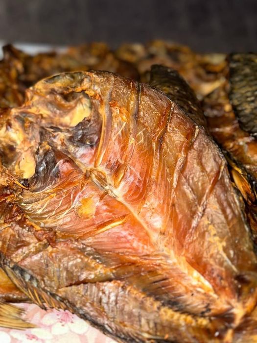 Продажа копчёности и вяленой рыбы