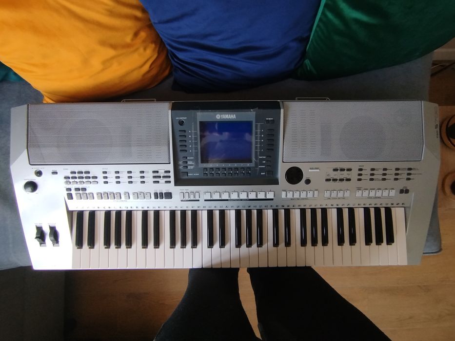 Yamaha s700 keyboard