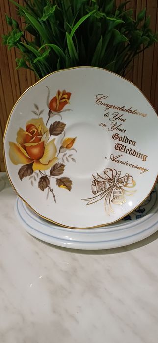 Чайная пара Duchess Golden Wedding Anniversary, сост. из чашки и блюд.