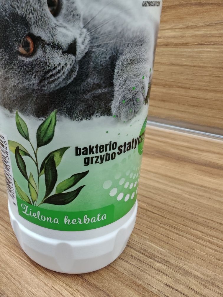 Neutralizator zapachów do kuwety pochłaniacz  BENEK 4 szt.