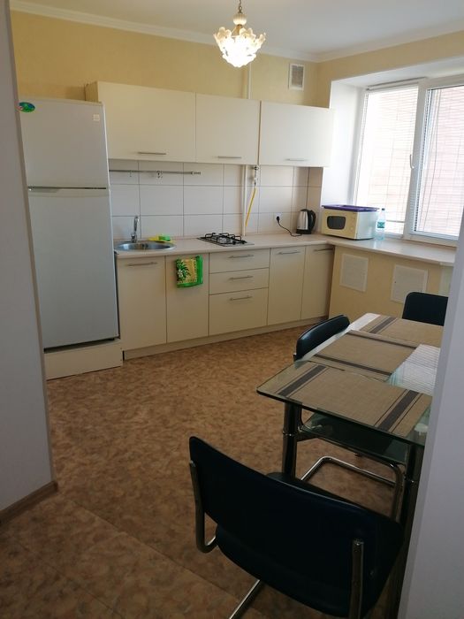 1к кв напротив Макдональдса, самый центр,посуточно, почасово