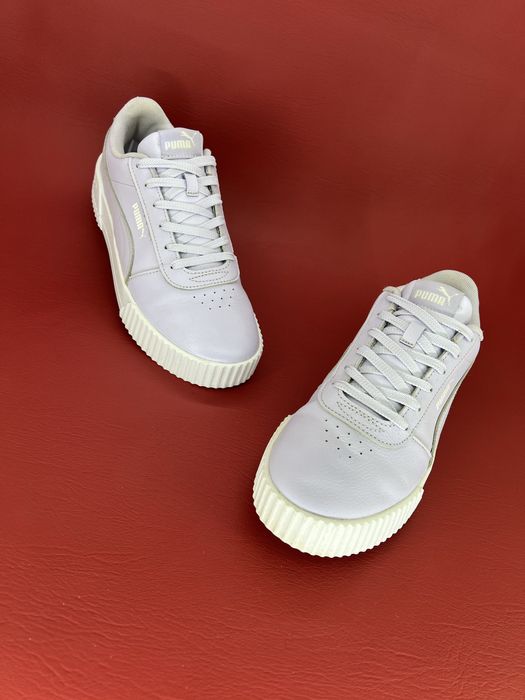 Жіночі кросівки 40,5р. 25.5см. Puma Carina L