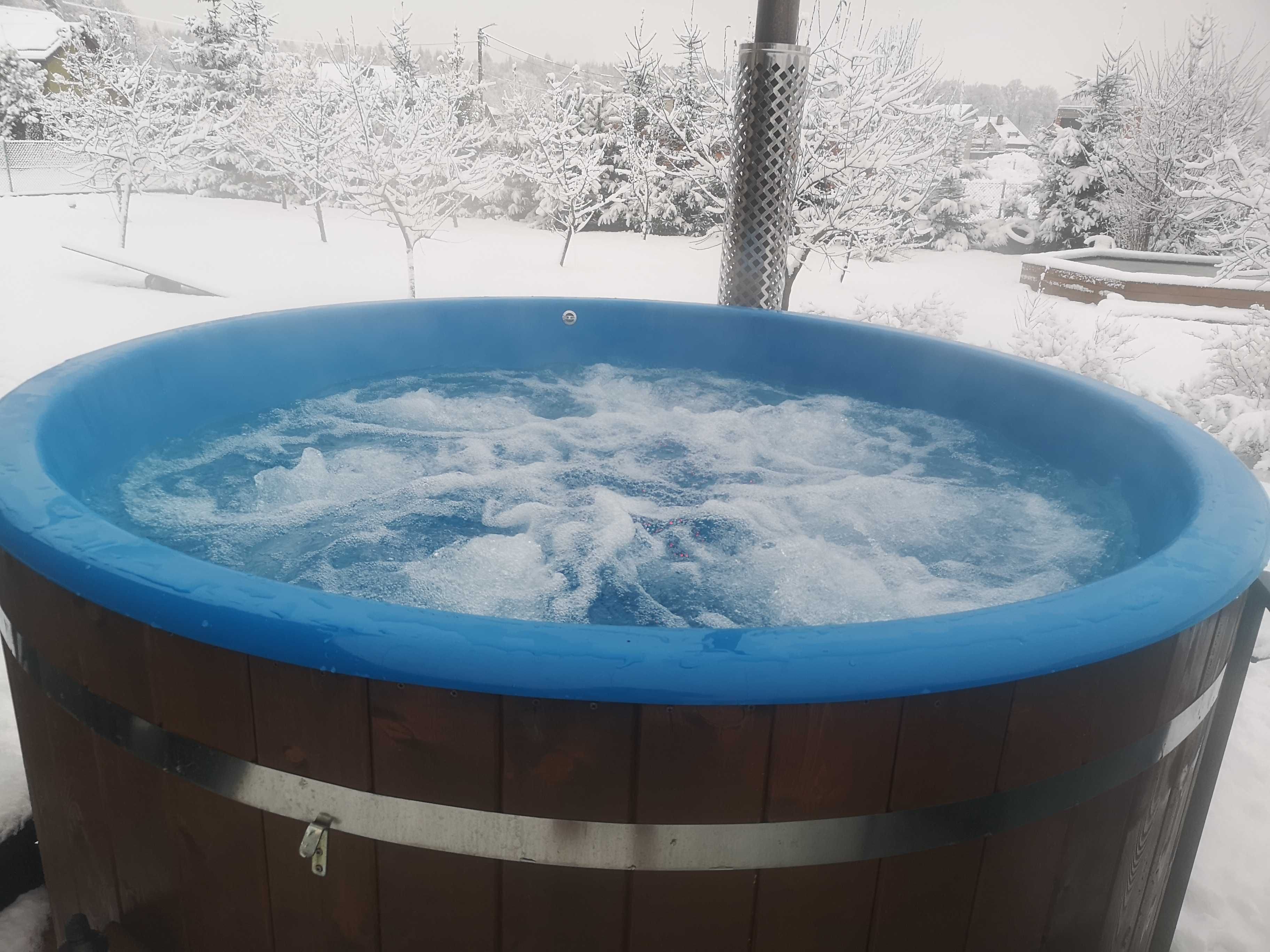 Balia ogrodowa. Jacuzzi mobilne na wynajem