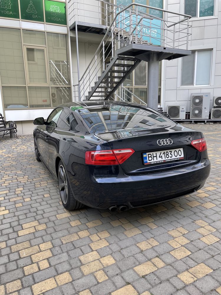 Audi A5 coupe S-line 2010 2.0 TFSI