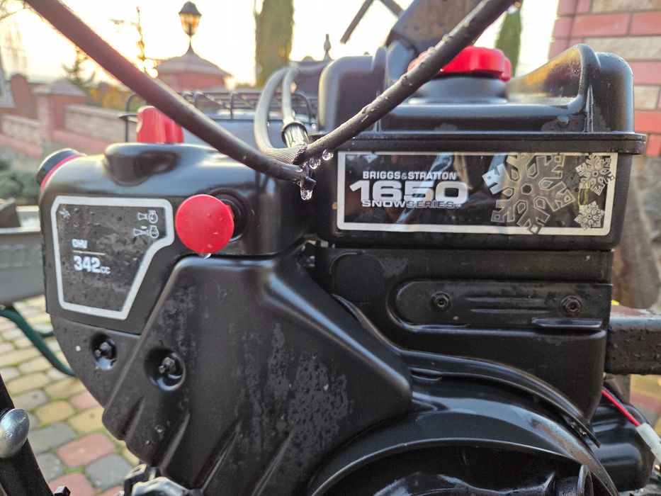 снігоприбиральник Partner PSB 300 ( U.S.A. )