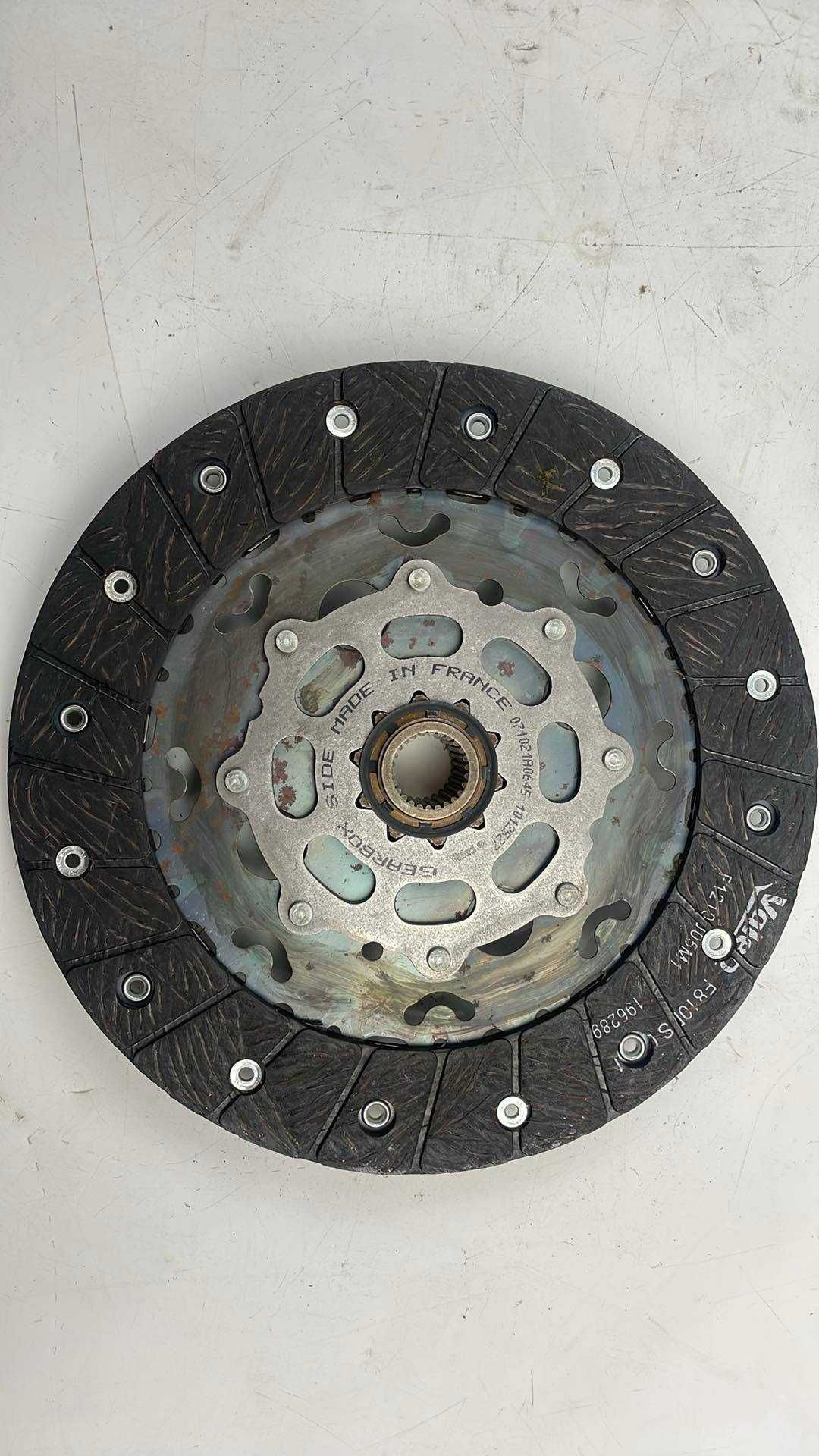 Valeo Zestaw Sprzęgła  834272 Tarcza, Docisk Citroen, Peugeot
