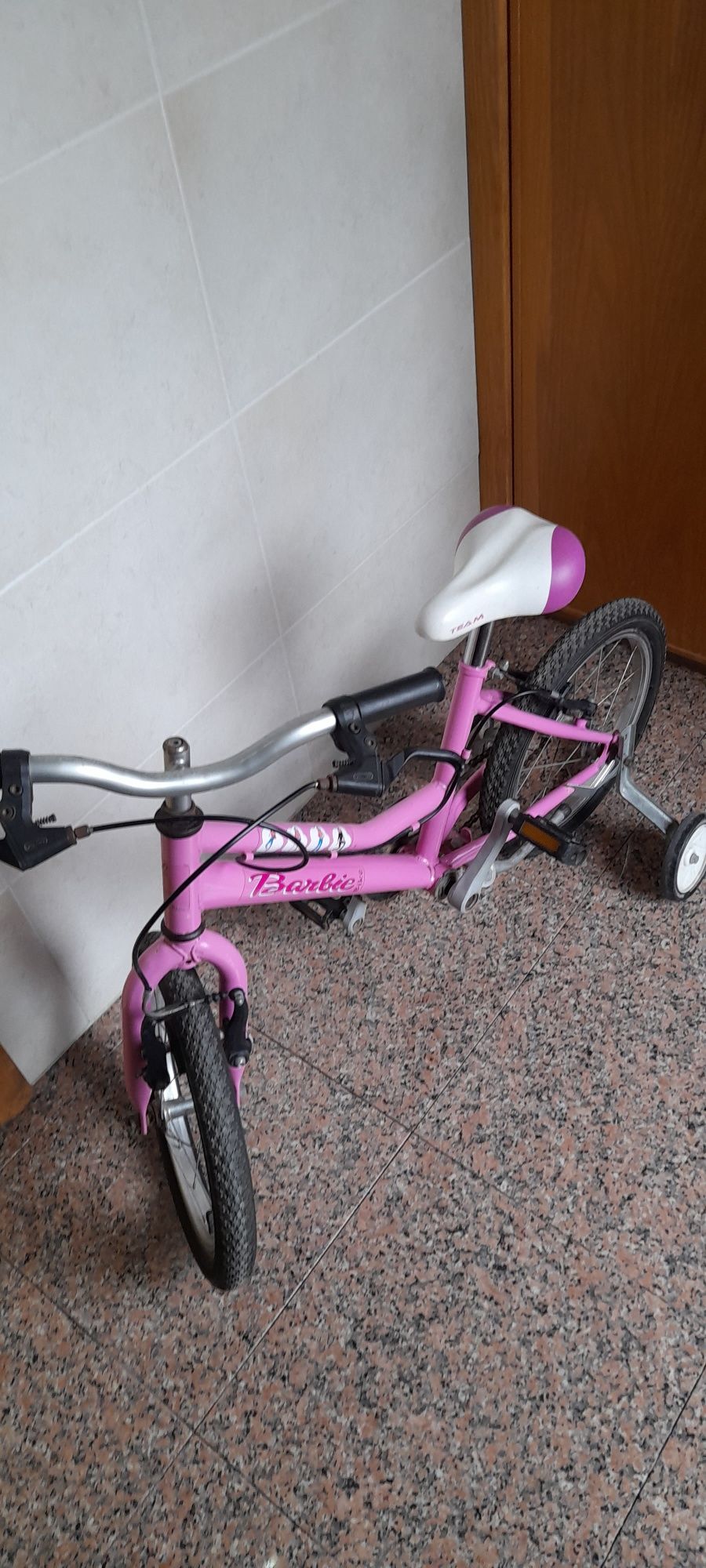 Bicicleta barbie roda 16