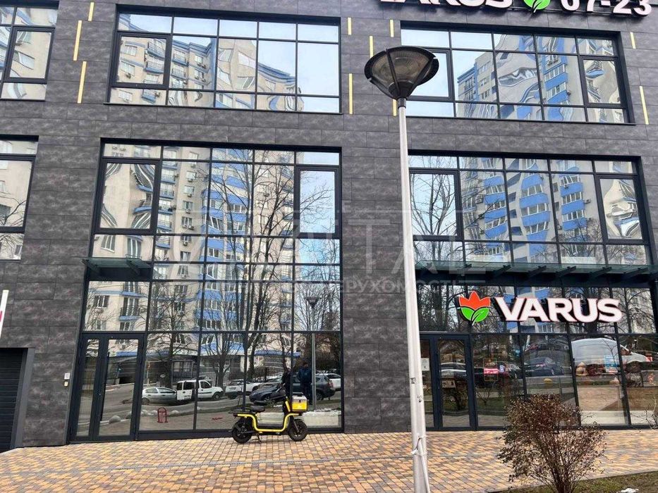 Комерційне приміщення фасад 470 м.кв ЖК PARK AVENUE VIP