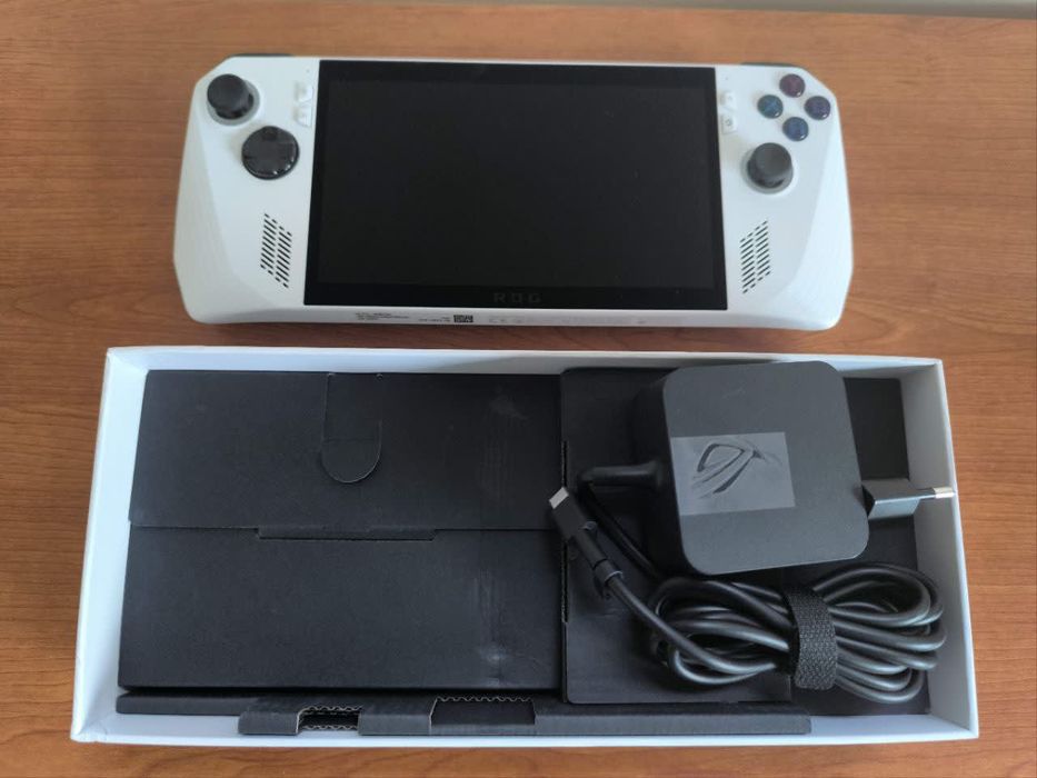 Asus Rog Ally AMD Ryzen Z1 512 GB