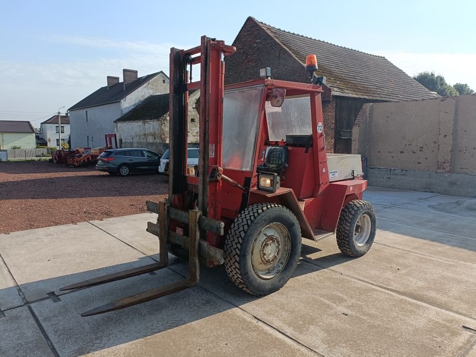 Wózek widłowy  terenowy MANITOU MC20N