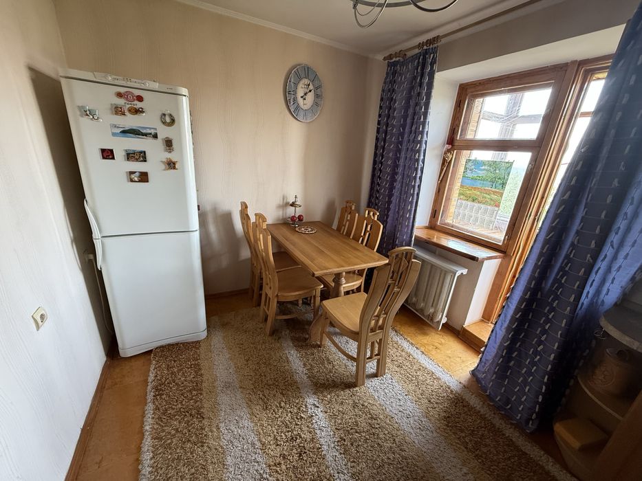 Продаю 2х кімнатну квартиру в ценральному районі міста