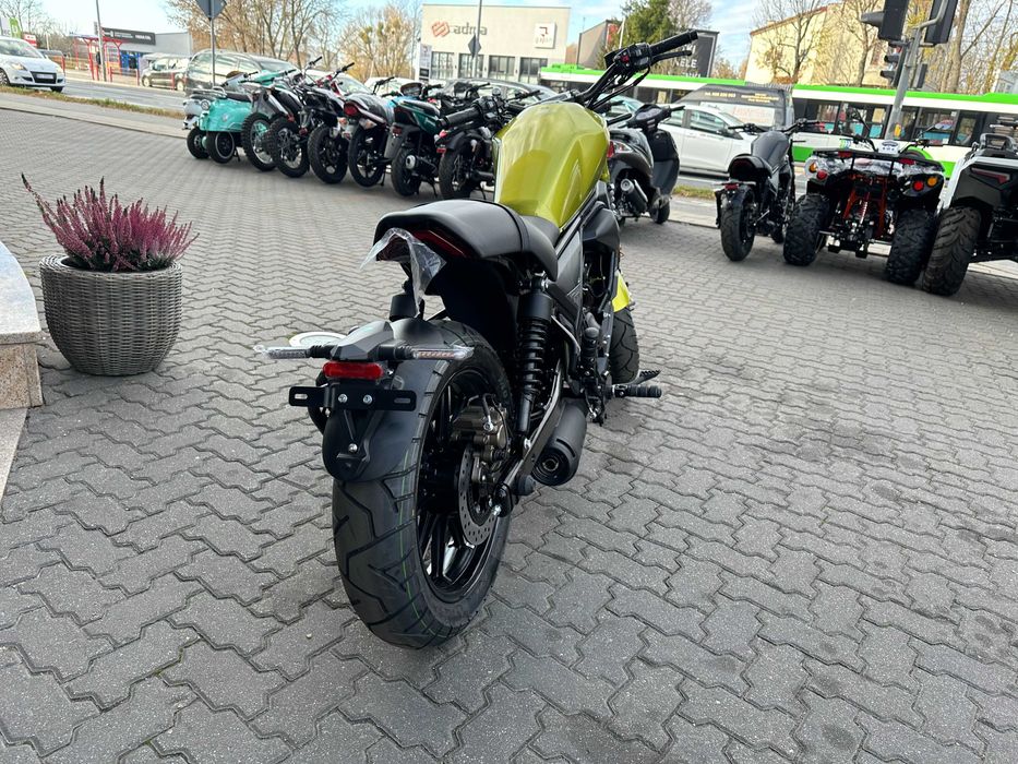 Motocykl cruiser 125 Zontes 125 C