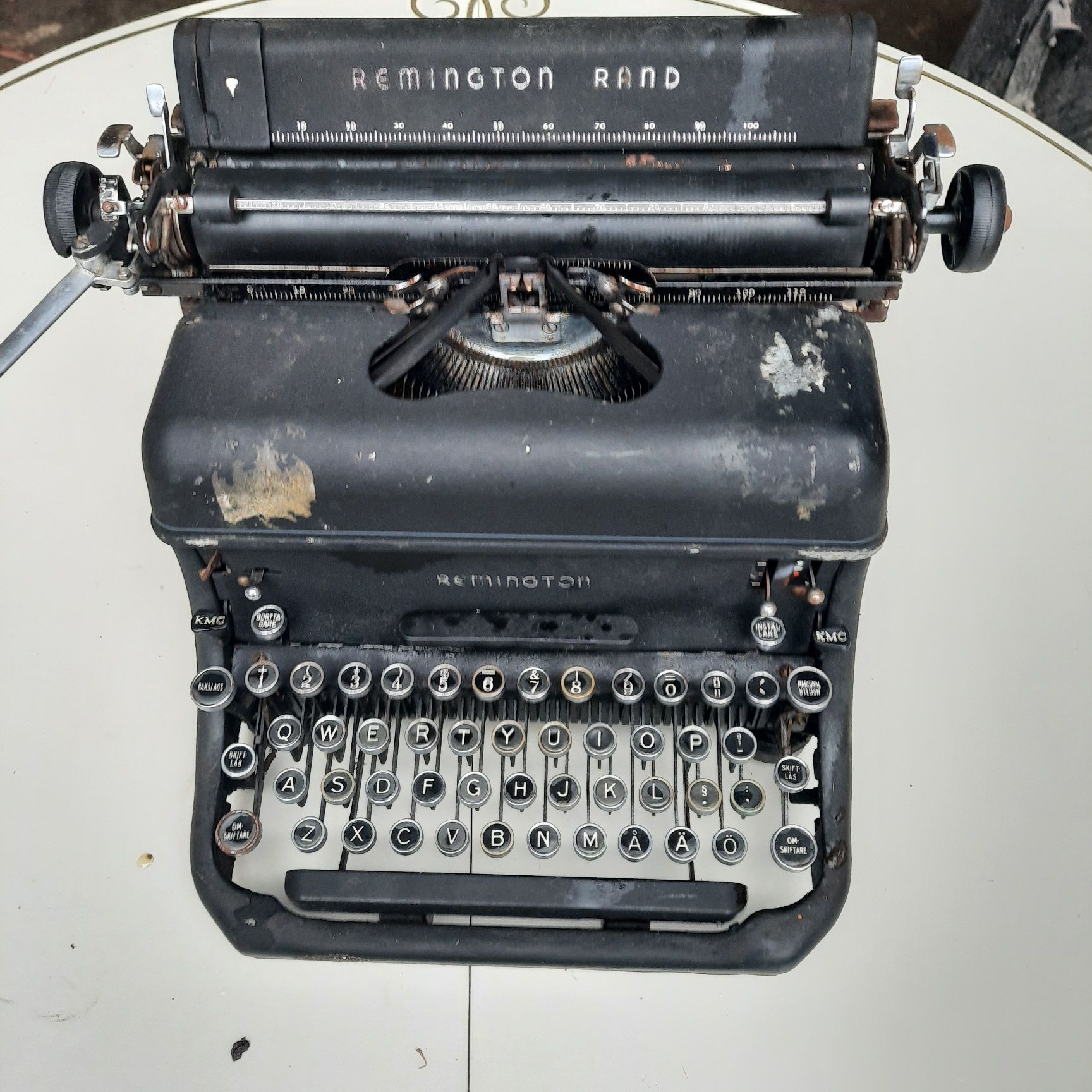 Sprzedam starą maszynę do pisania Remington rand