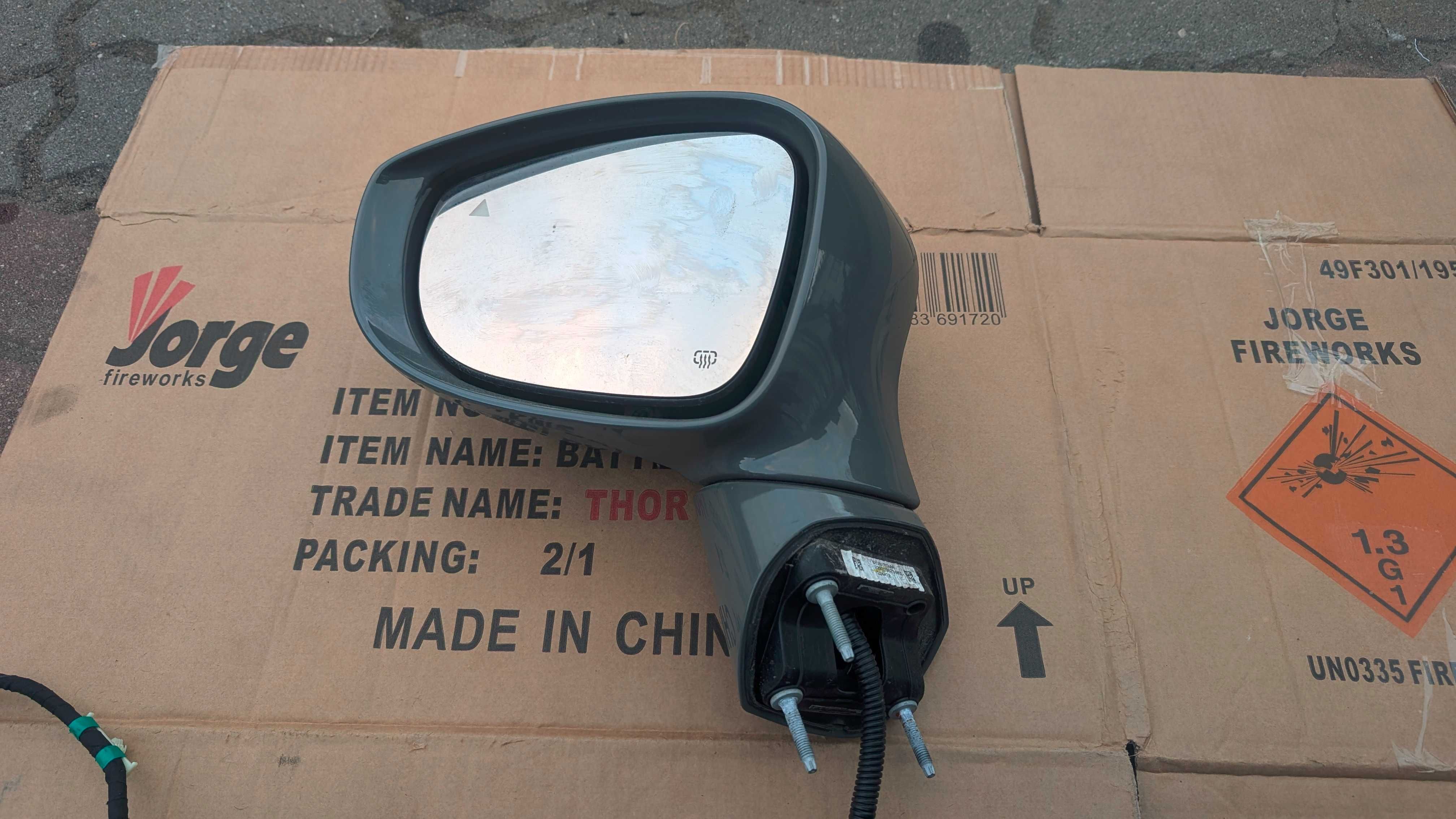 Chrysler Pacifica Lift Lusterko Lewe Kierowcy 8 Pin kamera pdn 2021
