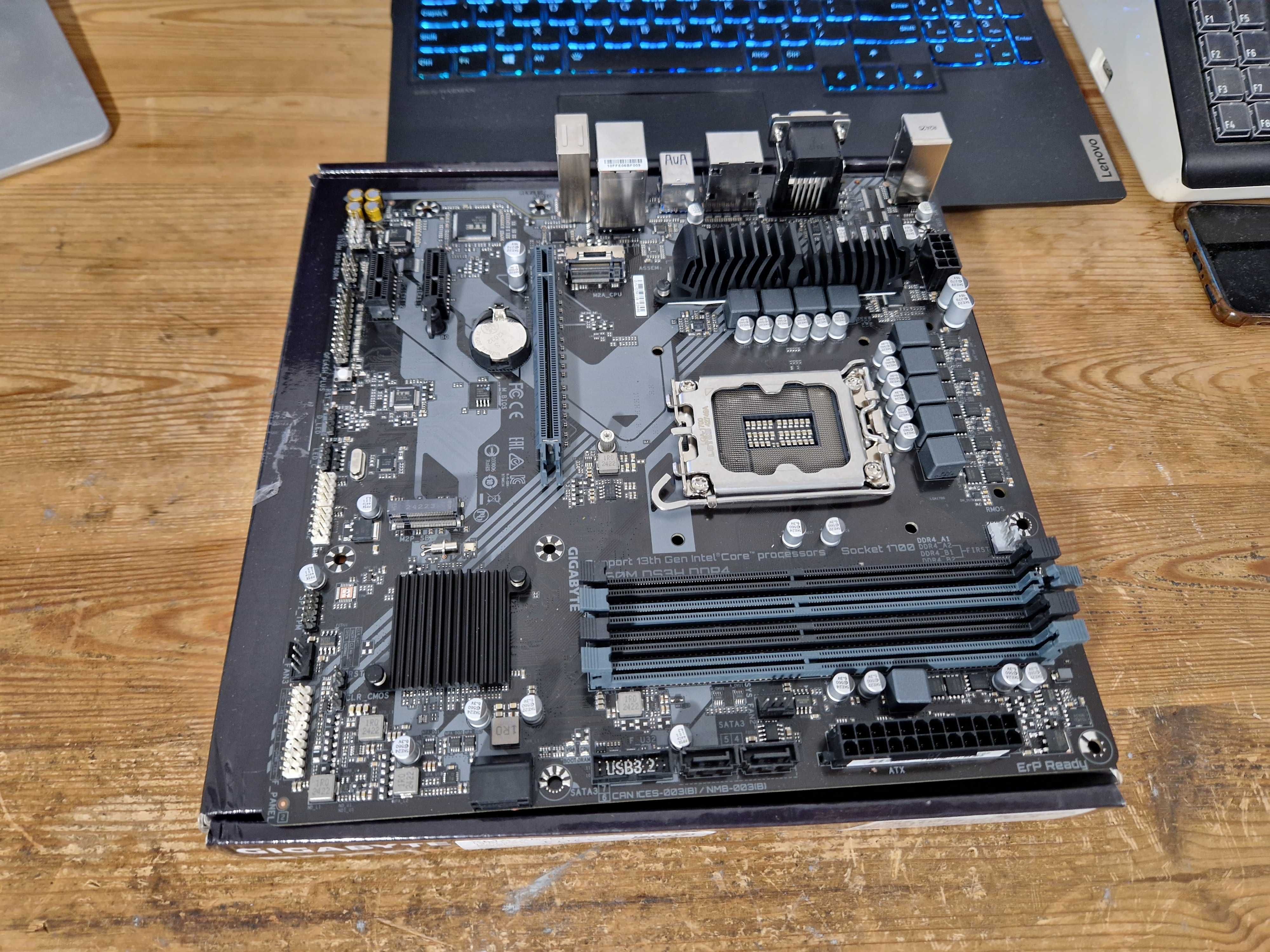 Płyta główna Micro ATX Gigabyte B760M DS3H DDR4 (2937)