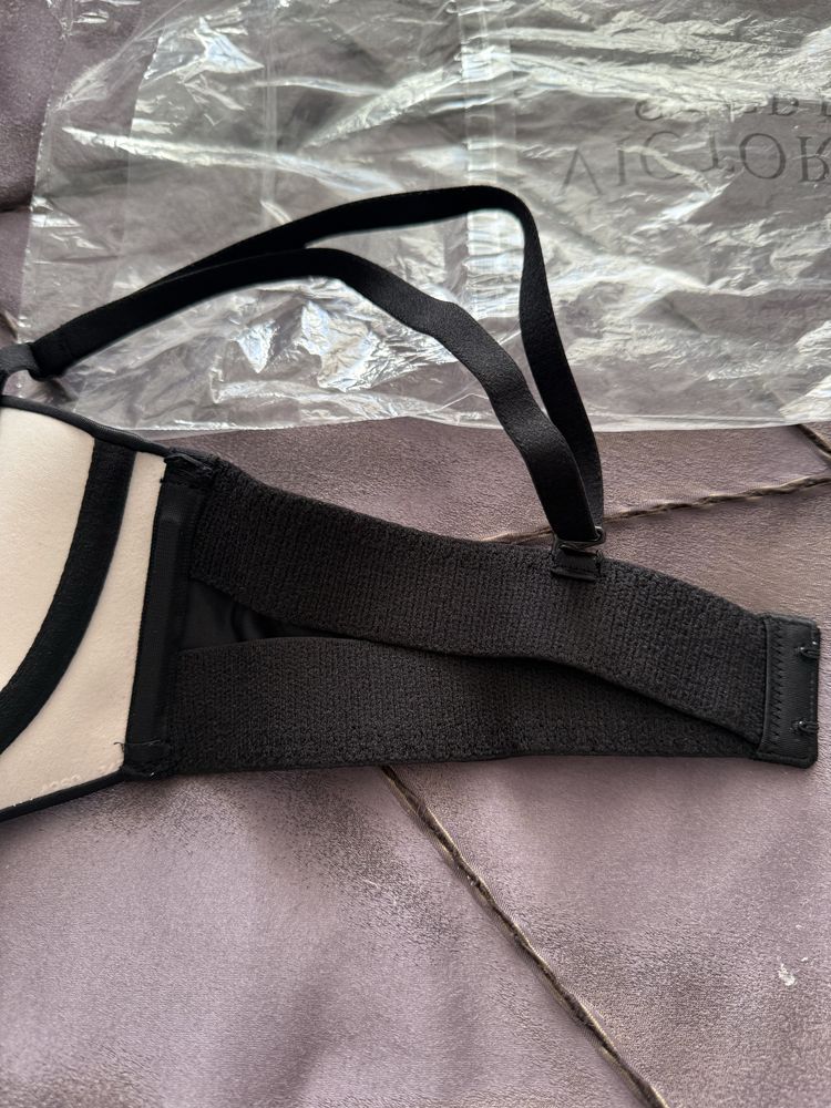бюстгальтер victoria secret 34B