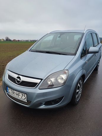 Opel Zafira B 2009r