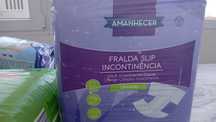 Fraldas de incontinência sénior e resguardos para bébé