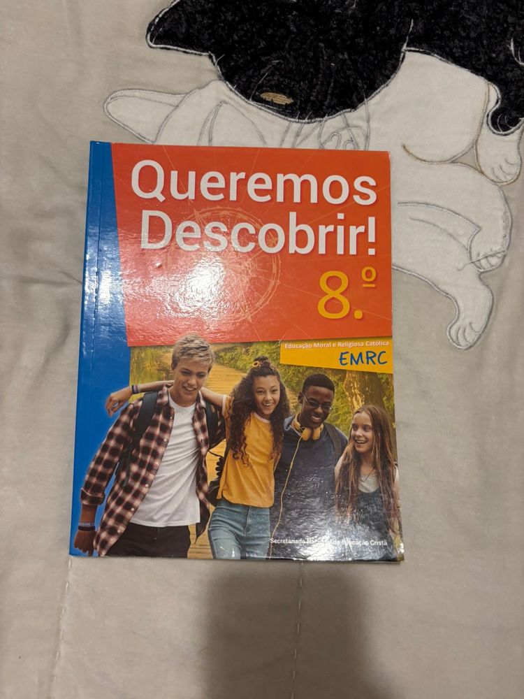 Manual de religião e moral 8 ano