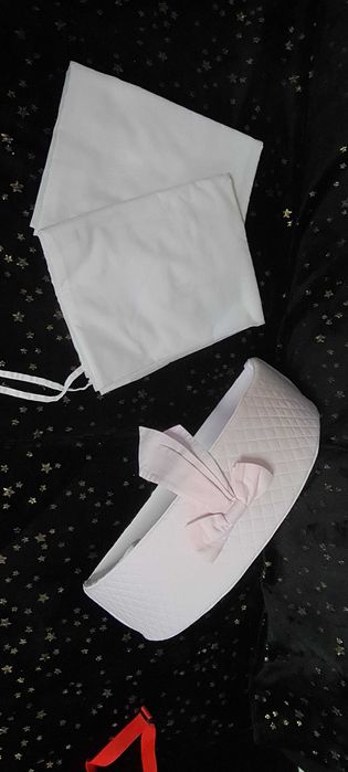 Baldachim ścienny pudrowy z kokardą baby d’Oro