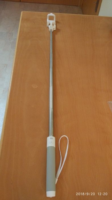 Selfie stick bluetooth
