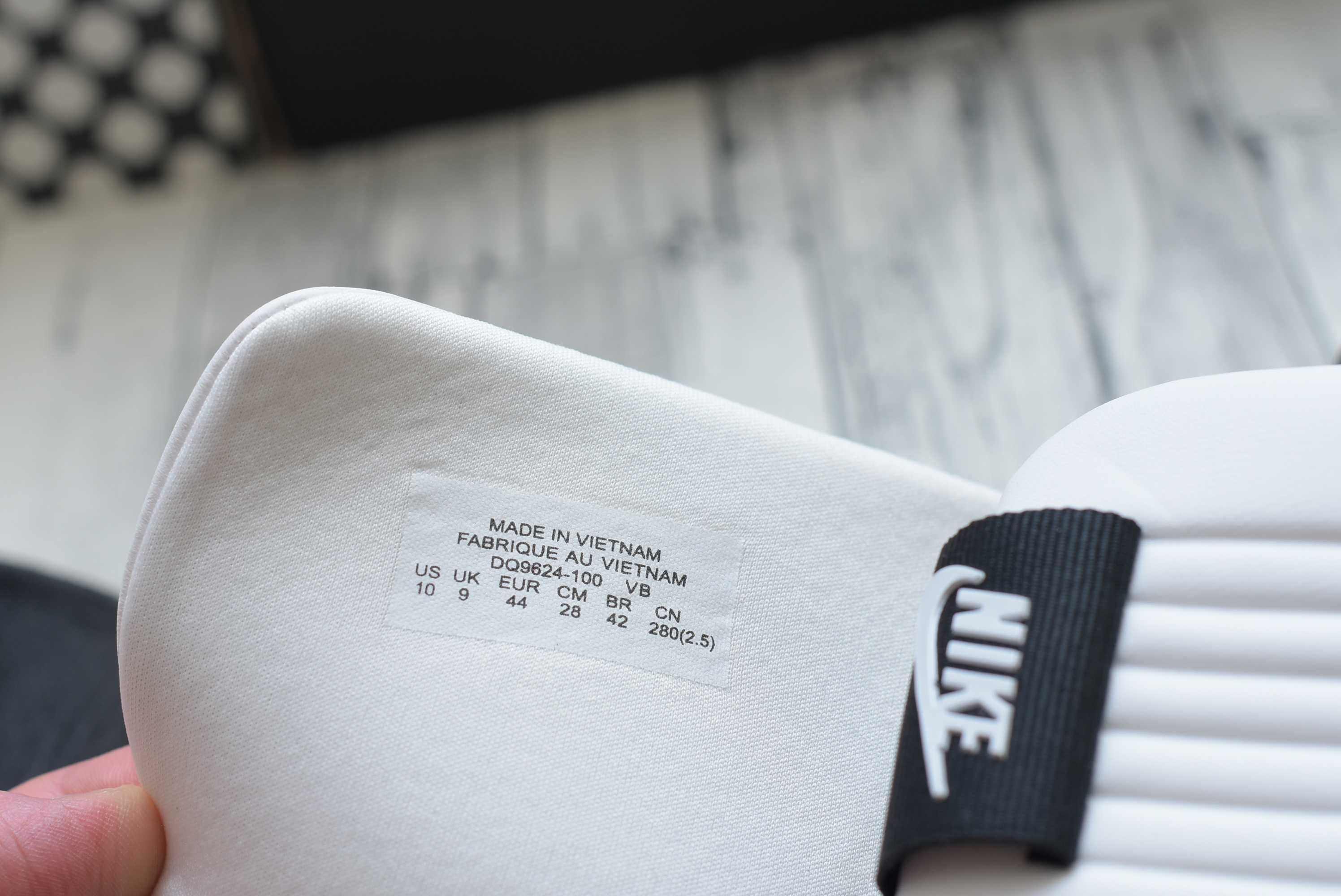 Чоловічі шльопанці Nike Offcourt Adjust Slide оригінал