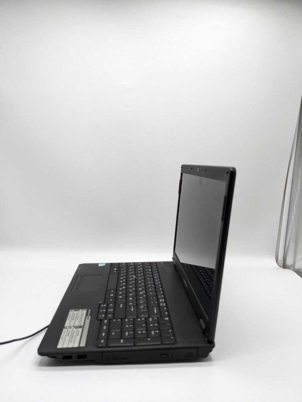 Офисный ноутбук eMachines E728 (Intel Pentium Dual-Core T4500/4/320)