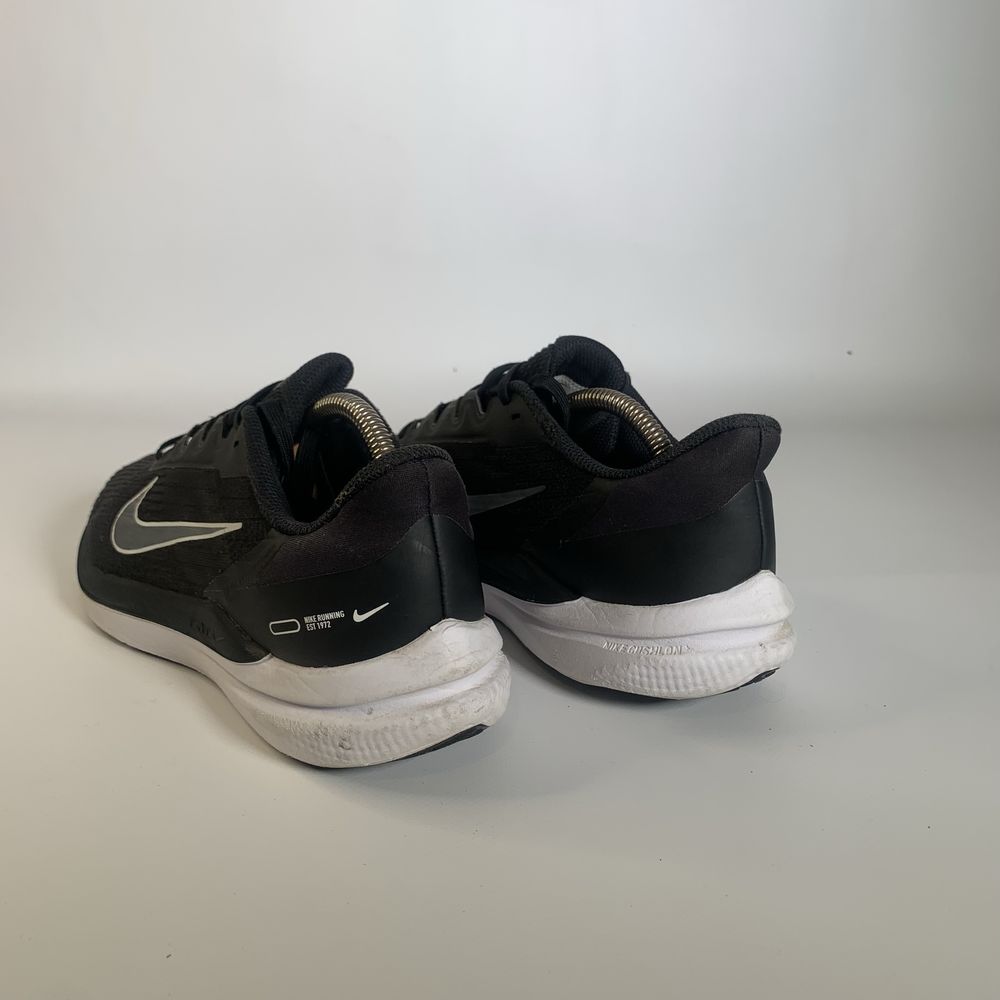Бігові кровівки Nike Running розмір 41 26см