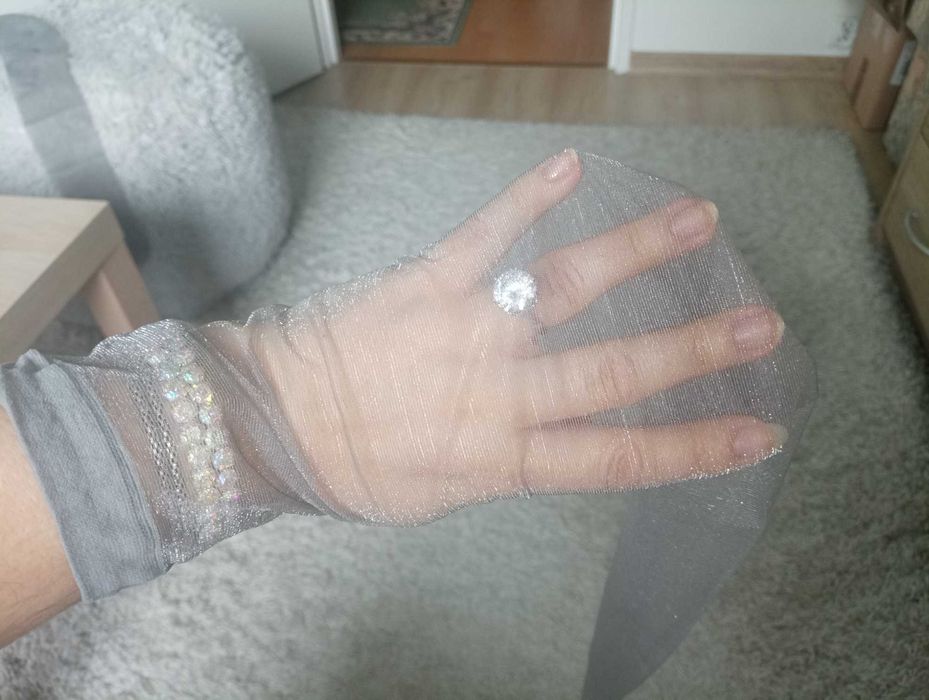 Połyskujące pończochy