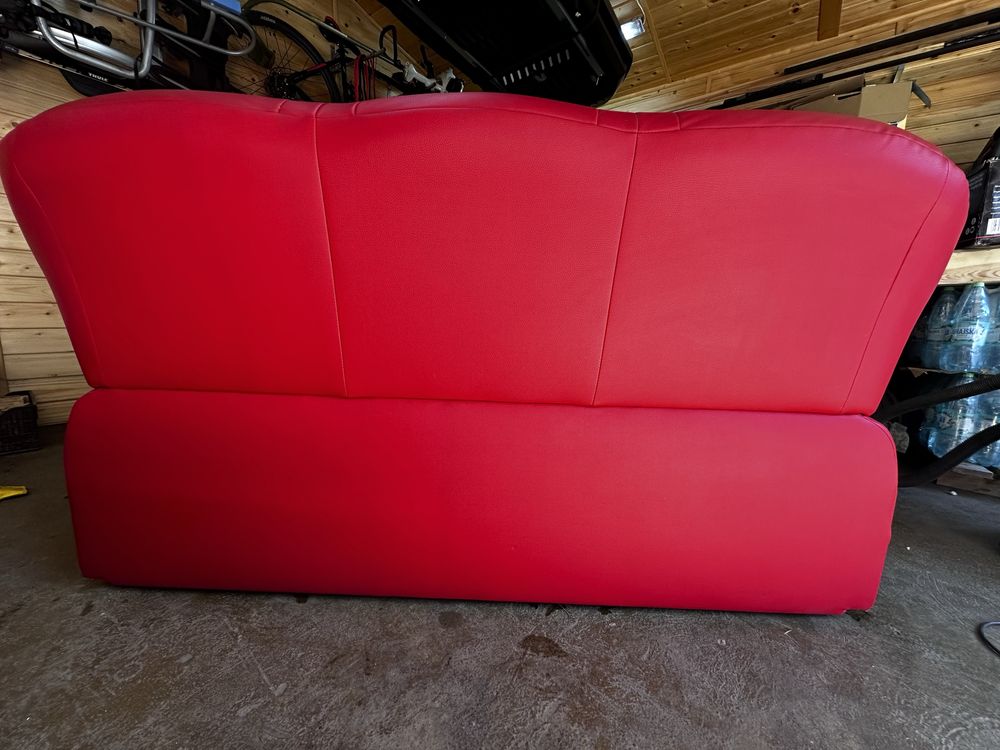Czerwona Kanapa Sofa rozkladana funkcja spania