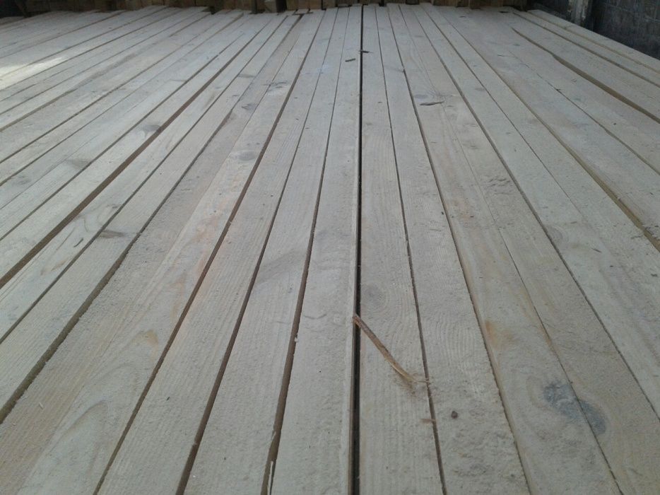 Дошка будівельна