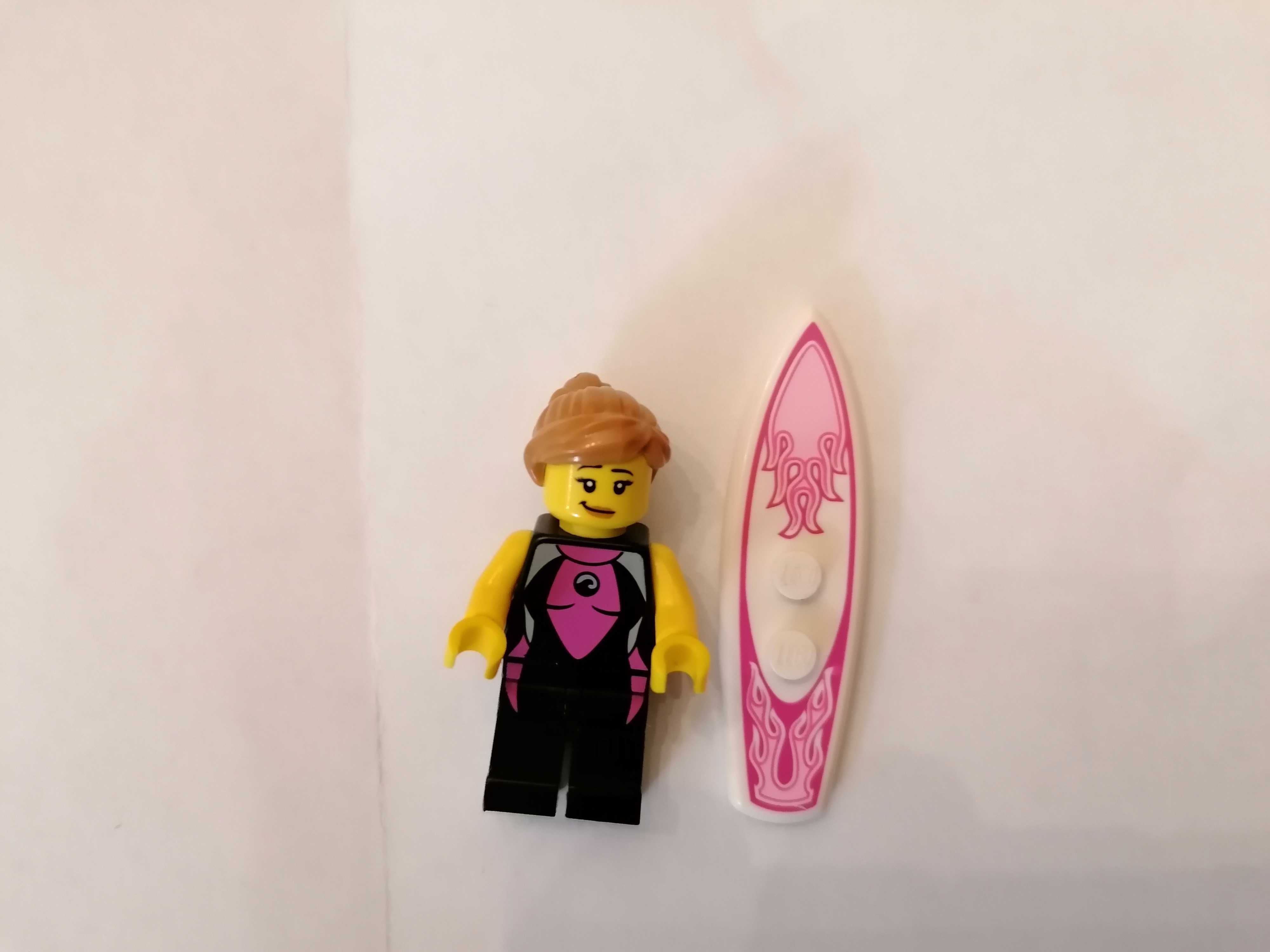 LEGO figurka col04-5 col053 Surfer Girl, Series 4