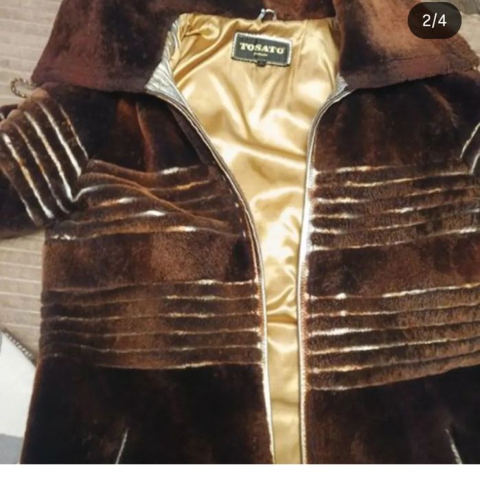 Шикарна мутонова шуба