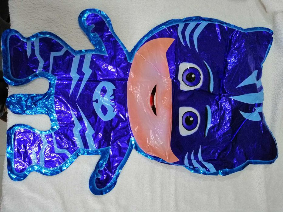 2 balões PJ Mask e Sonic