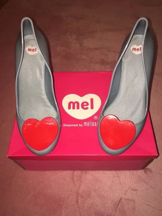 Vendo sapatos Melissa originais