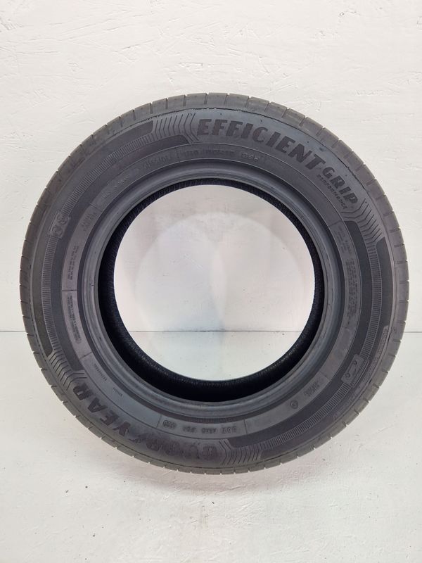 Opona Goodyear EfficientGrip Performance 185/65r15/88h