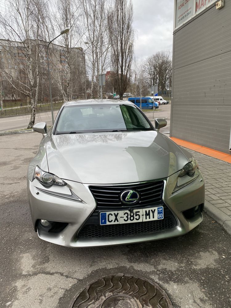 Lexus IS 300 h 223 К/с