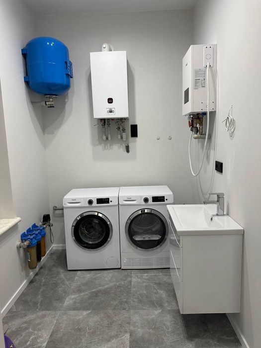 Приватний будинок з ремонтом, меблями, технікою Газ Електрика єОселя