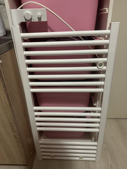 Grzejnik elektryczy drabinkowy, lazienkowy 500W