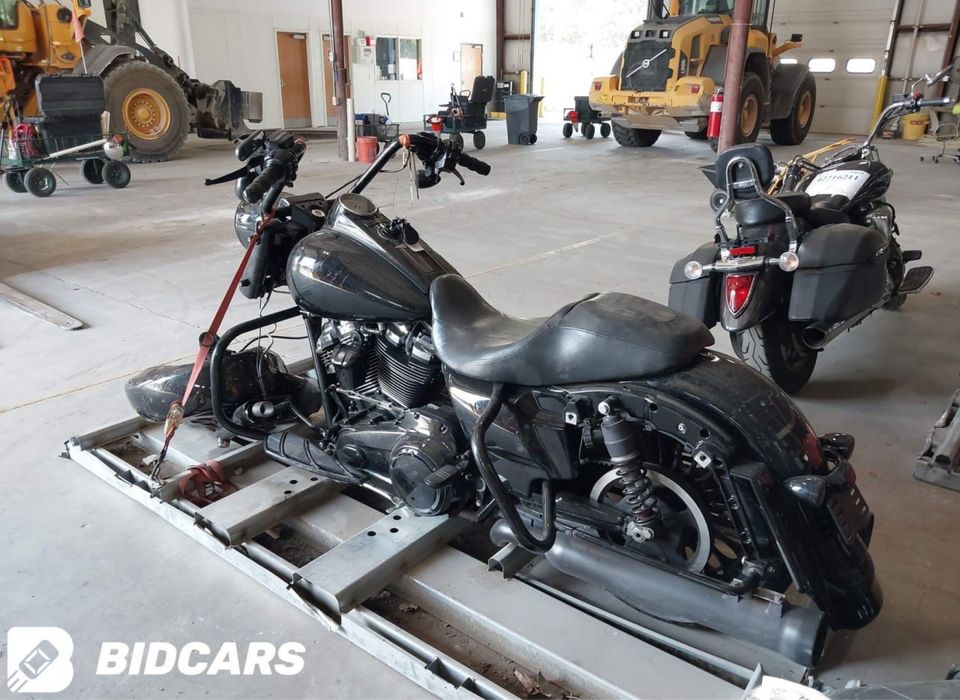 2017 Harley - Davidson flhrxs Road King Special