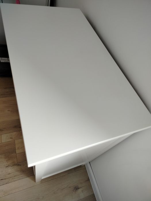 TCZEW Biała komoda szuflady