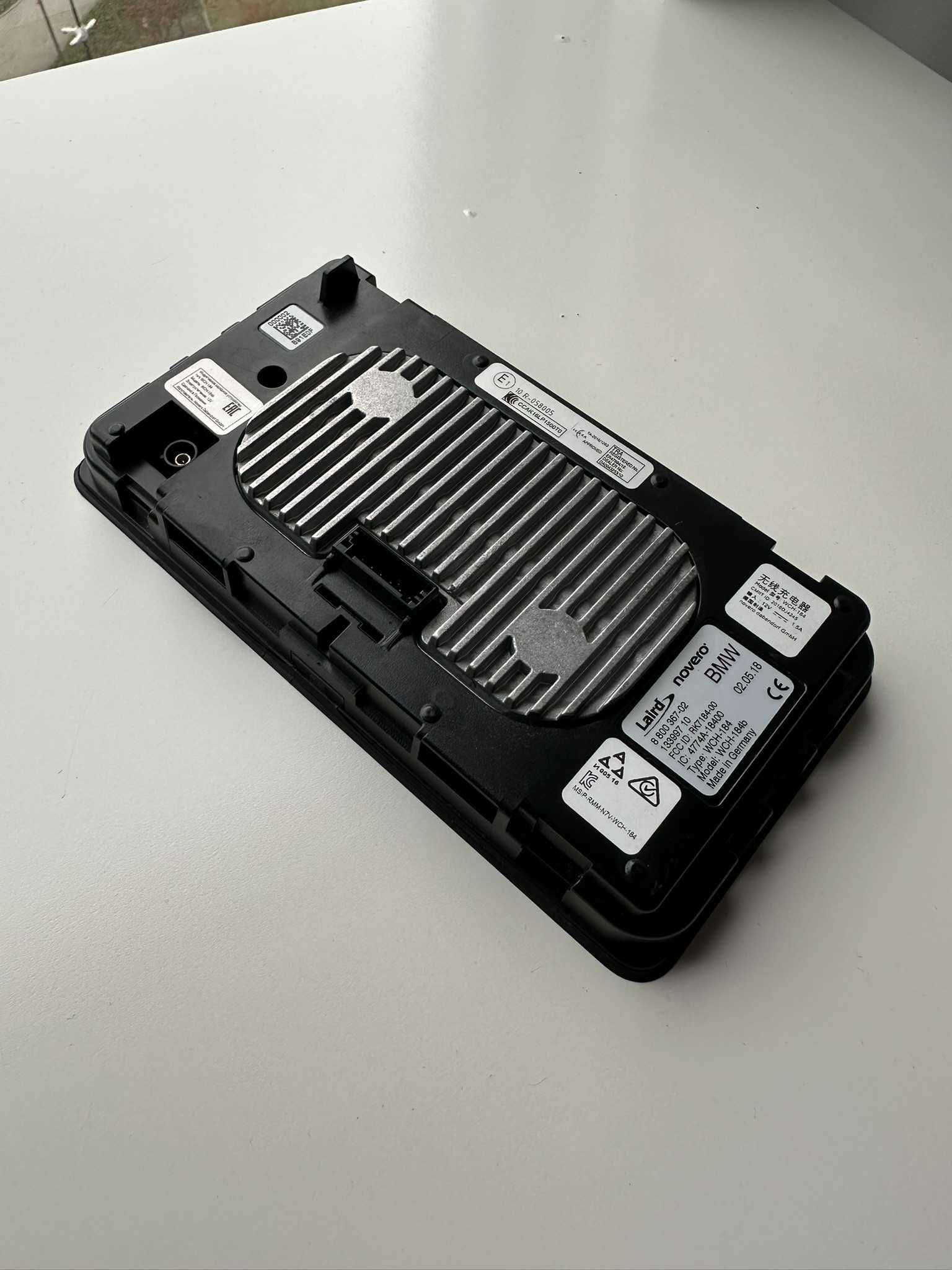 Ładowarka indukcyjna telefonu BMW X3 X4 G01 G02