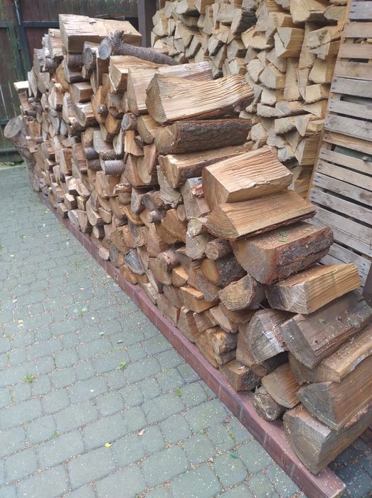 Sosna na opał, drewno kominkowe