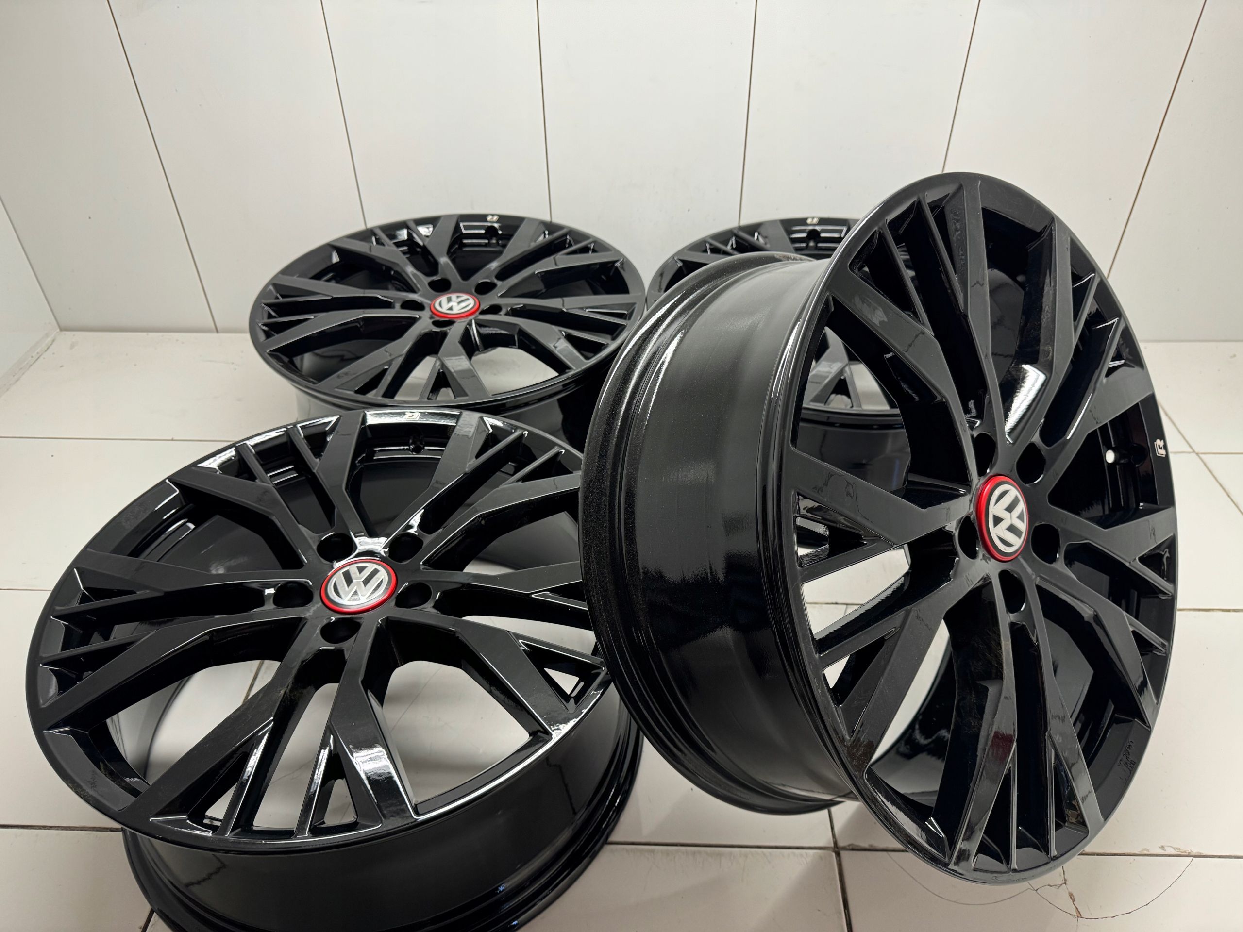 Felgi 19 VW golf Vii Gti 5G0 7.5Jx19H2 Et51 5x112 r Line Idealne