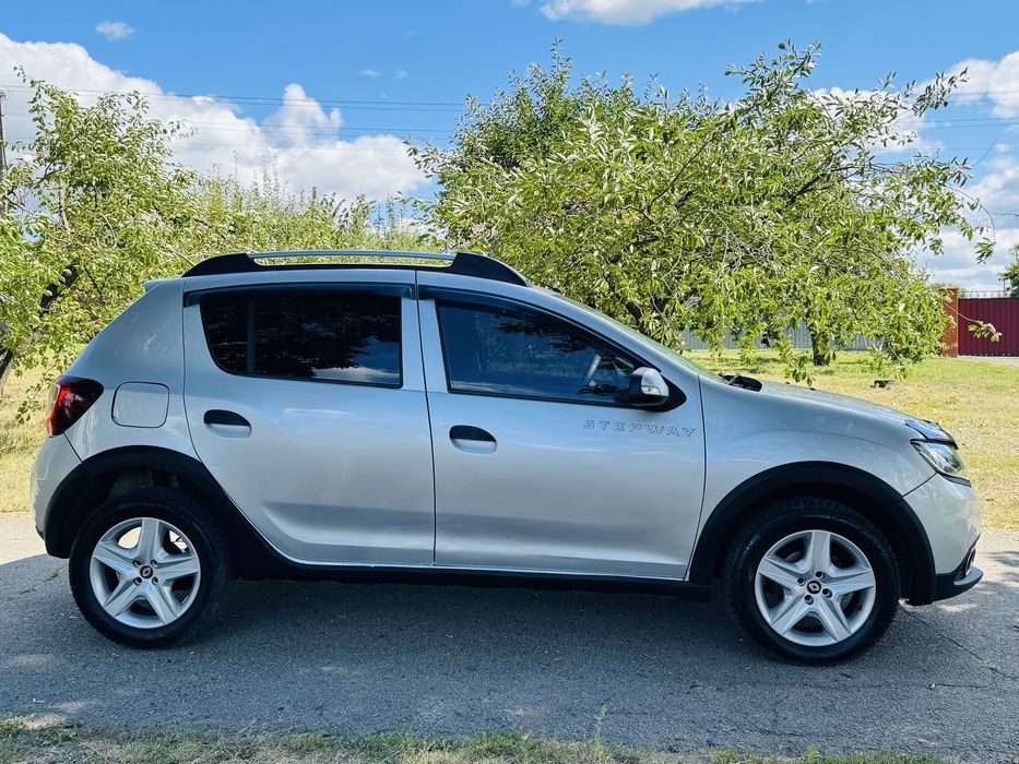 Renault Sandero StepWay 1.5dCi ZEN 2015 рік